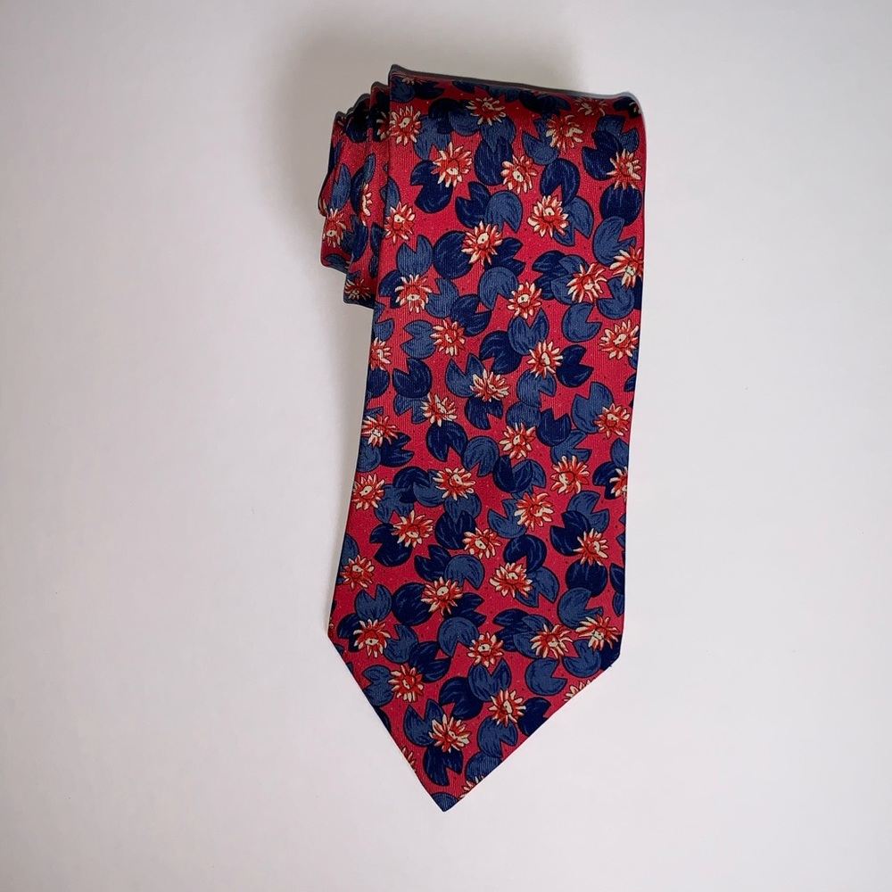 Authentic French handmade Hermes silk tie in navy blue and dark red print